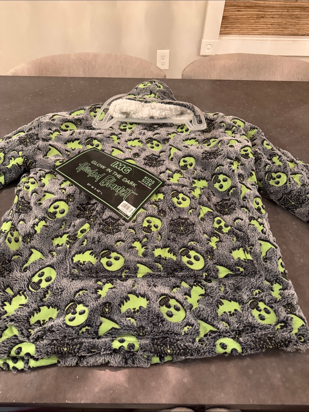 Kids Plush Glow-in-the-Dark Hoodie Blanket - Green & Gray